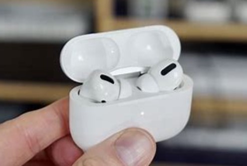 Mengenali Fungsi AirPods dan Casenya