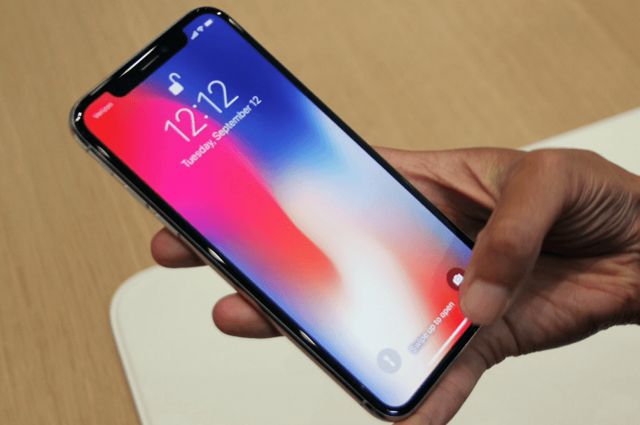 iPhone X